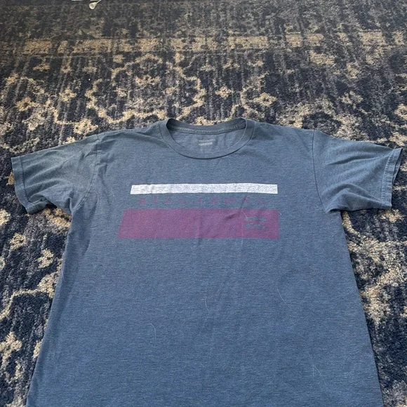 Billabong T-Shirt - Picture 6 of 6